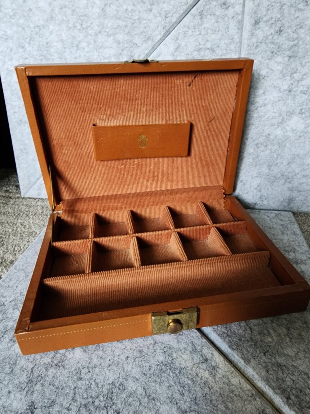 Vintage 1950s Cufflink Jewelry Case Brown Gold Medici Crest Monogram JMD